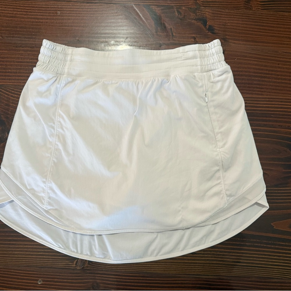 lululemon athletica White Skort size 8